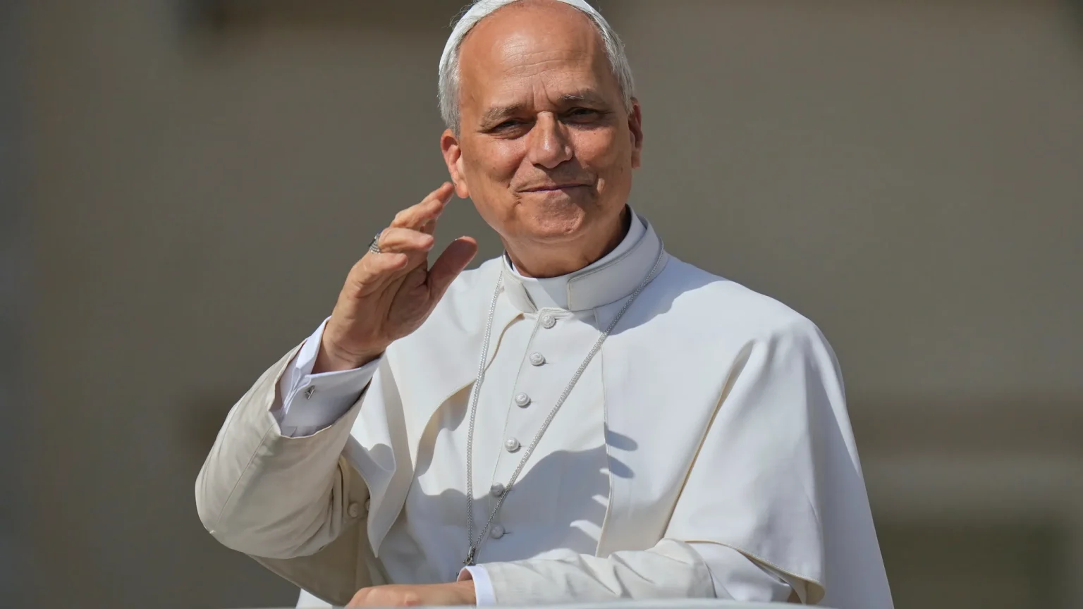 Der Vatikan steigt auf Solarenergie um Plan von Papst Leo XIV