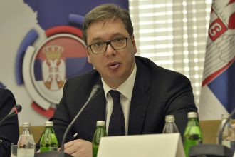 Vučićs Anti-Krisen-Plan Maßnahmen gegen Inflation in Serbien