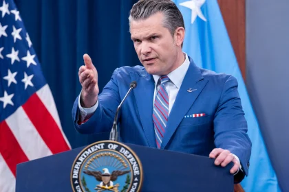 Pentagon-Kurs Hegset formt „Kriegsministerium“