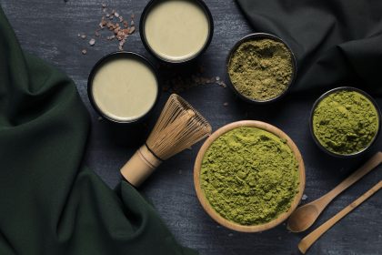 Wie Matcha beim Abnehmen hilft: Vorteile, Verzehrregeln und Rezepte