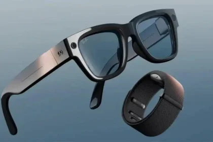Die Meta Ray-Ban Display erscheint 2025 in Deutschland. Erhältlich in Berlin und Hamburg ab rund 849 Euro, mit halbtransparentem Display, KI-Steuerung und Neural Band für Gesten.