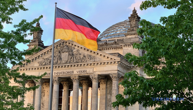 BBK warnt erstmals seit 35 Jahren vor möglichen Krisen in Europa. Der neue Krisenratgeber erklärt, wie Deutsche sich effektiv vorbereiten können