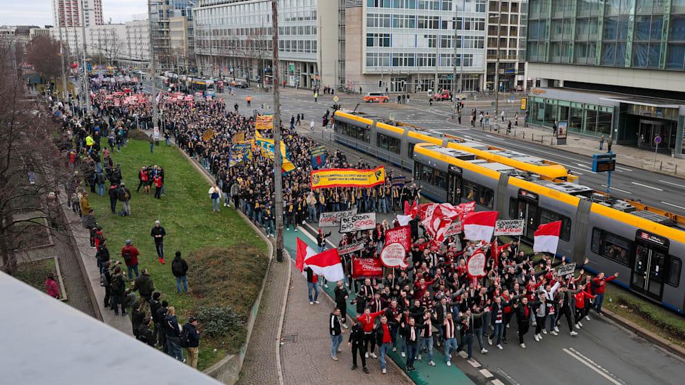 Streit um Stadionverbote: Ultras mobilisieren bundesweit