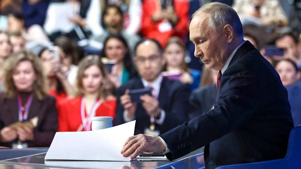 Russlands Propaganda live: Putins Fragenrunde analysiert