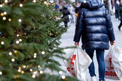 Wo Sie an Weihnachten 2025 noch einkaufen können: geöffnete Supermärkte an Weihnachten in Berlin, München und Hamburg