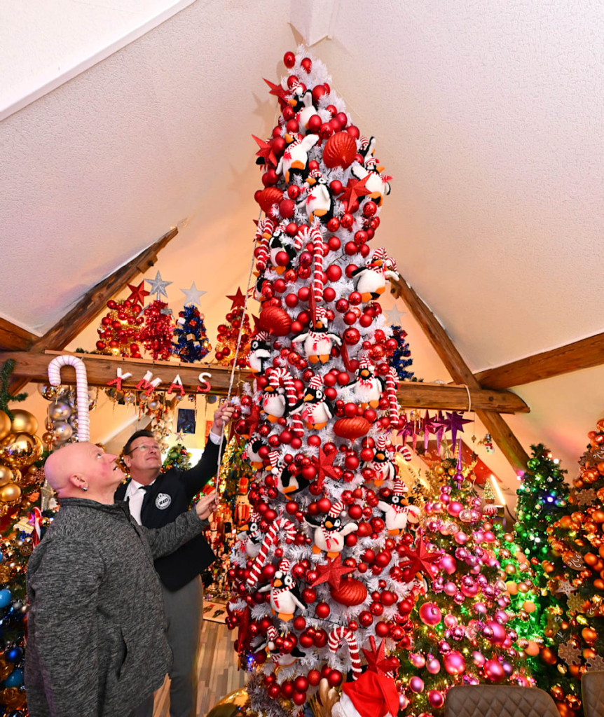 Die Jeromins brechen erneut ihren Weihnachtsbaum-Rekord