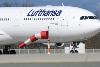 Lufthansa stoppt Flüge nach Dubai bis Ende März – was Reisende wissen müssen