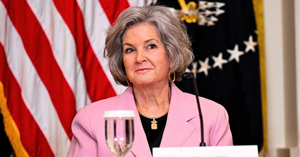 Bei Trumps Stabschefin Susie Wiles offenbar Brustkrebs diagnostiziert: Wie ihr Zustand ist