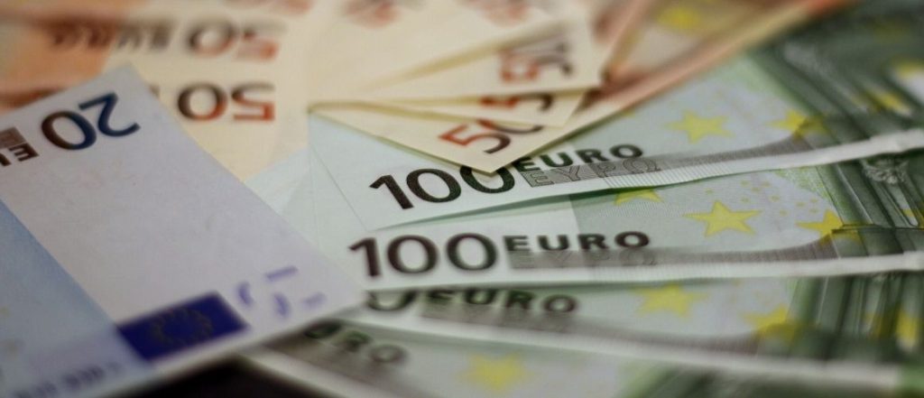 Bonus 2026 in Deutschland: Anspruch, Regeln und Kritik. Wer bekommt die Prämie