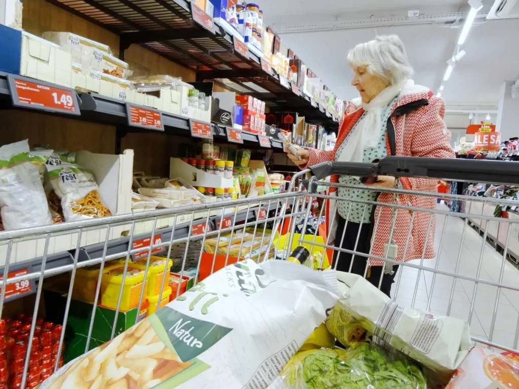 Rabatt für Rentner bei Edeka 2026: so funktioniert das Sparmodell