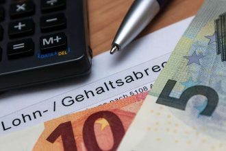 Gehalt Deutschland 2026: Durchschnitt, Netto und Mindestlohn im Überblick