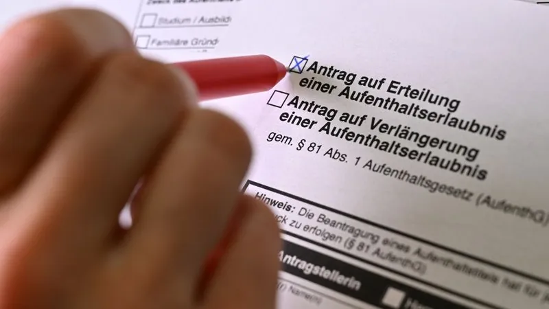 Aufenthalt Deutschland 2026: Visum, Aufenthaltstitel und Einbürgerung einfach erklärt