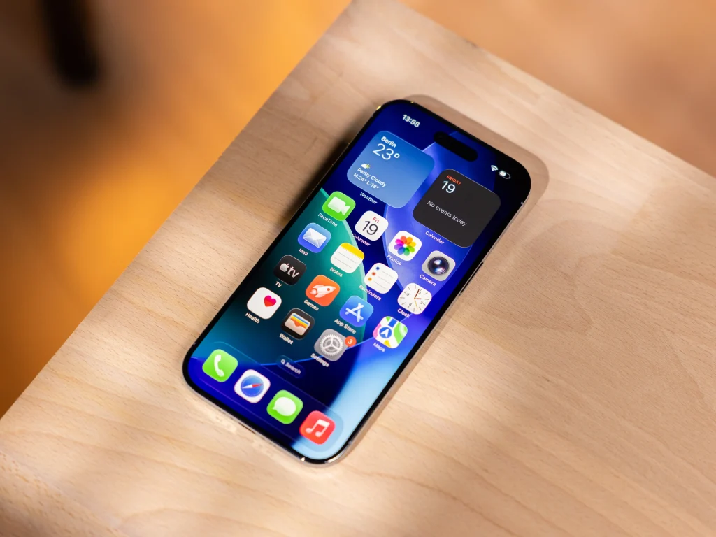 Apple plant iOS 27 mit neuer Siri: Was sich für iPhone-Nutzer ändern könnte