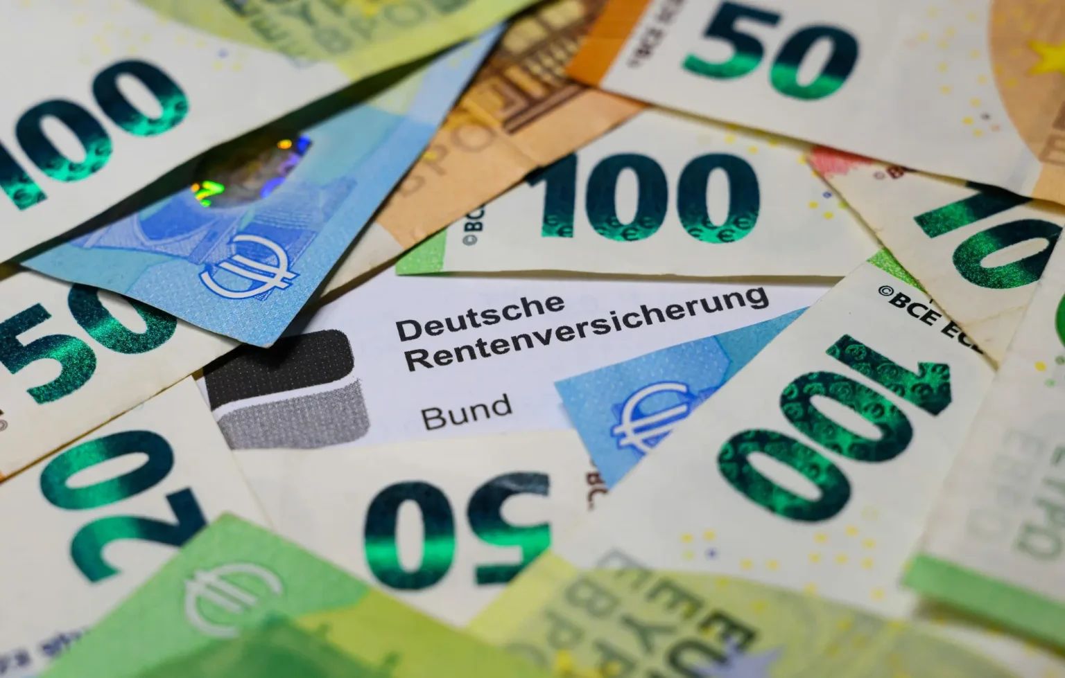 Rentenreform 2027: Spätere Nachzahlungen für viele Versicherte möglich