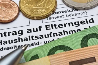 Elterngeld berechnen 2026: Wie viel Elterngeld bekomme ich?