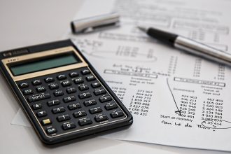 ALG 1 berechnen 2026: Wie viel Arbeitslosengeld bekomme ich?