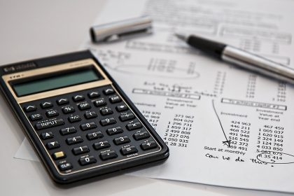 ALG 1 berechnen 2026: Wie viel Arbeitslosengeld bekomme ich?