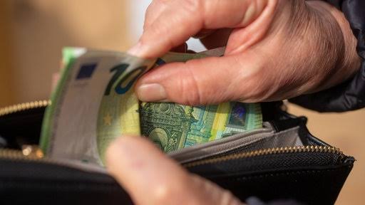 Rente mit 65: Wer kann 2026 ohne Abschläge in Rente gehen?