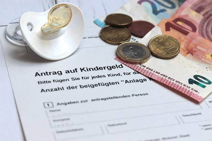 Kindergeld bis wann? Altersgrenzen, Ausbildung und Studium 2026