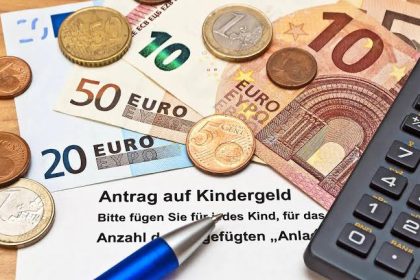Kindergeld bis wann? Altersgrenzen, Ausbildung und Studium 2026