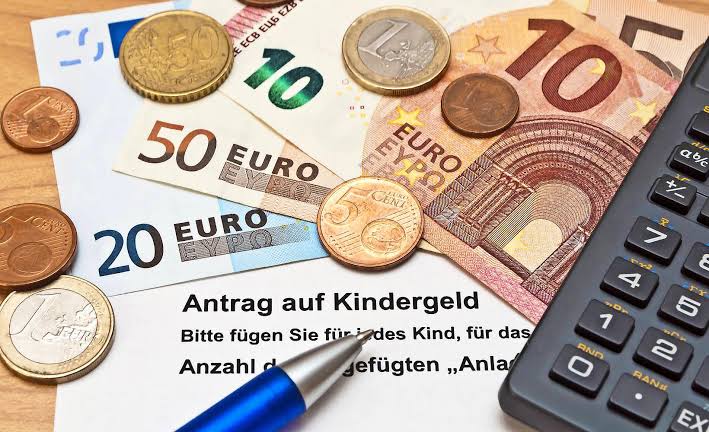 Kindergeld bis wann? Altersgrenzen, Ausbildung und Studium 2026