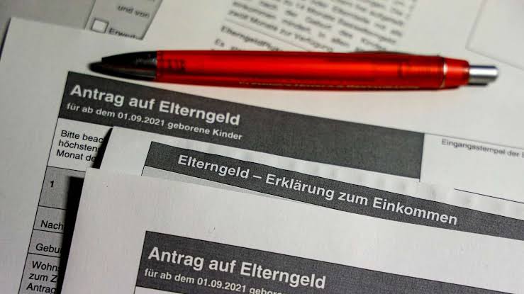 ElterngeldPlus 2026: Unterschied zum Basis-Elterngeld und Vorteile