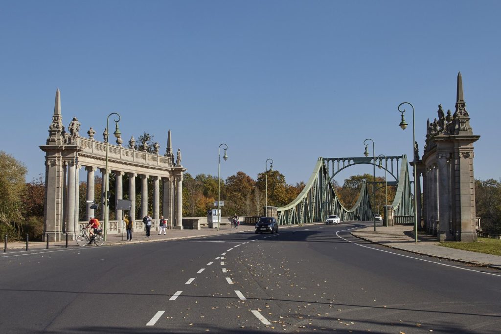Welche 10 deutschen Städte haben europäischeGeschichte geschrieben und welche Rolle spielte Potsdam dabei?