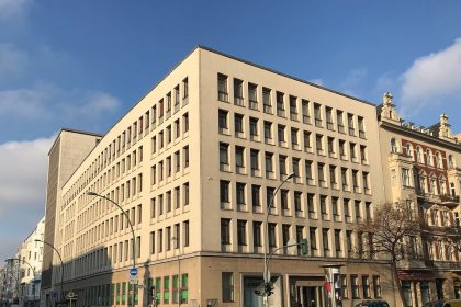 Finanzamt Schöneberg an der Potsdamer Straße in Berlin