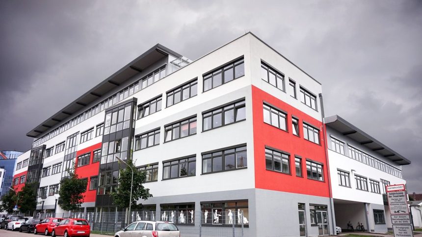Gebäude des Jobcenters Augsburg-Stadt von außen